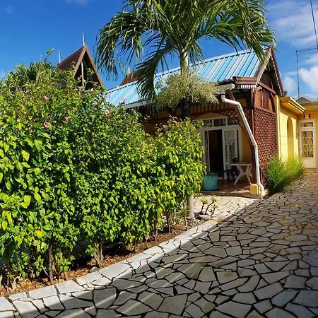Villa Hibiscus Blue Bay Eksteriør billede